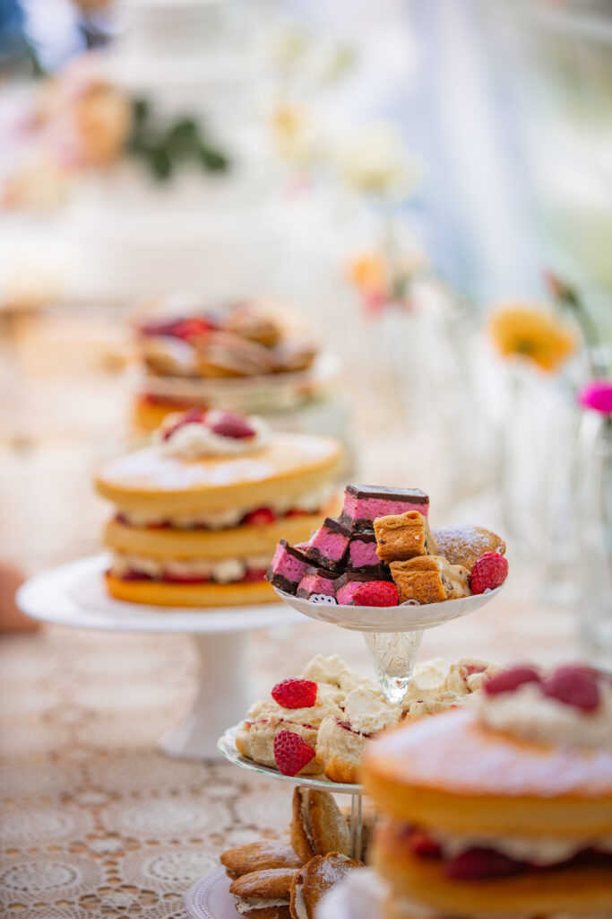 spring wedding cakes