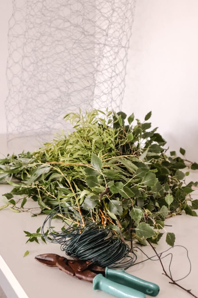 diy hanging floral arrangement